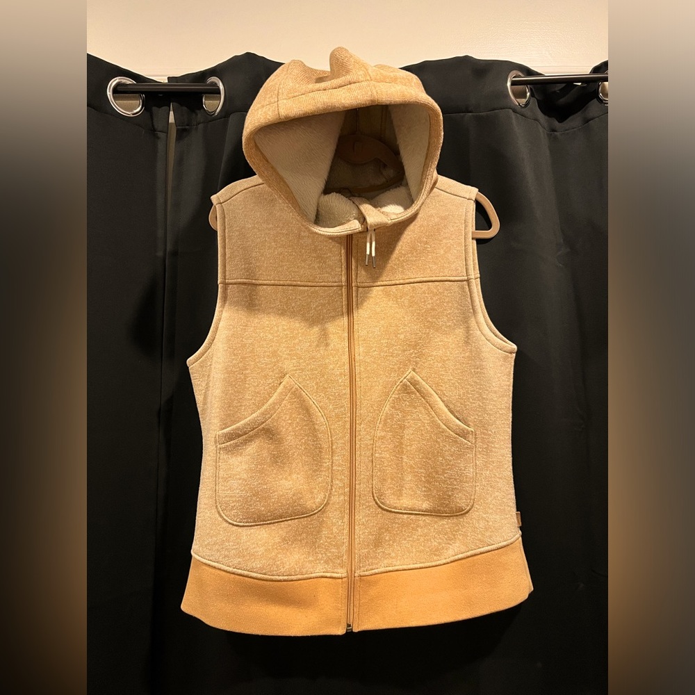 Burton vest. Warm, long, pristine, condition. Pretty mustard yellow tones.